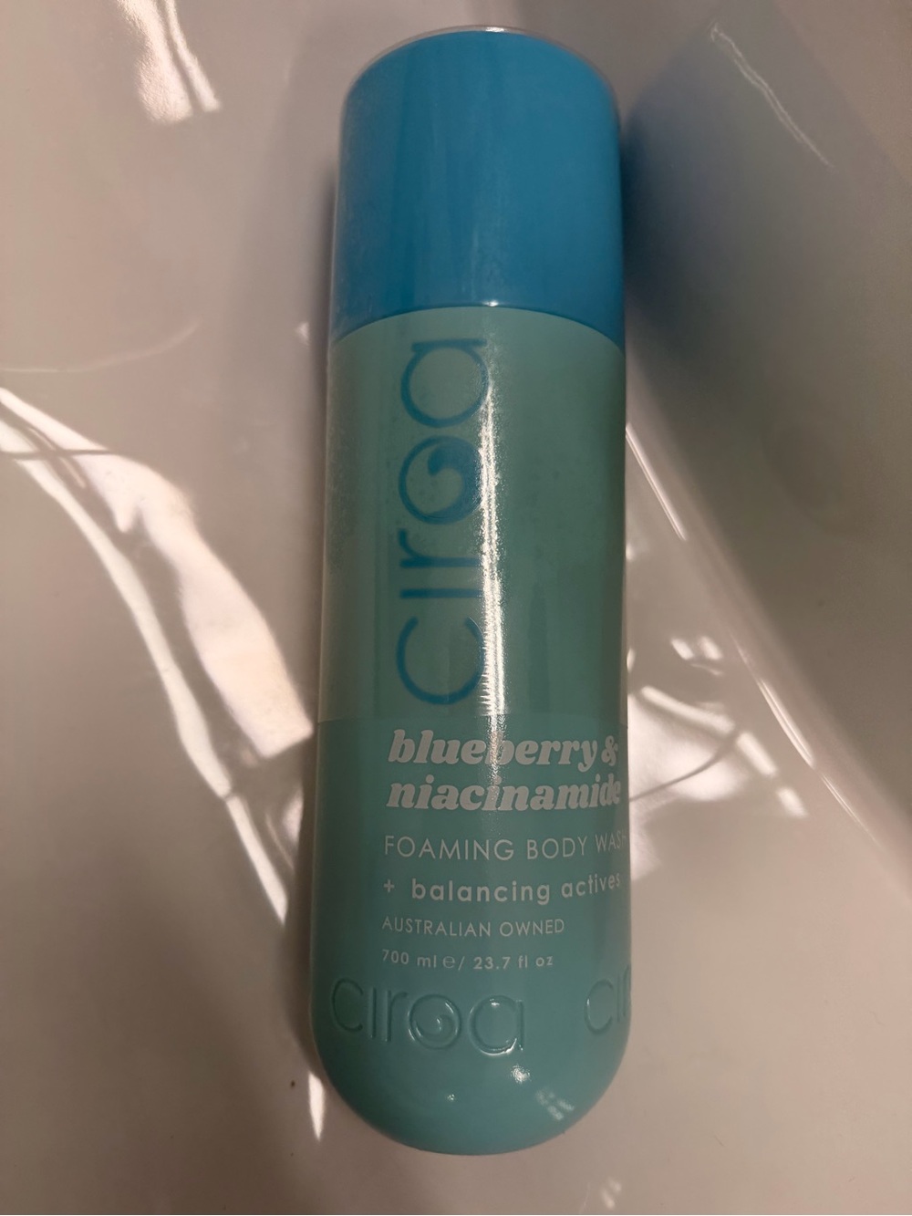 New and Sealed Ciroa Blueberry & Niacinamide Foaming Body Wash - Blue